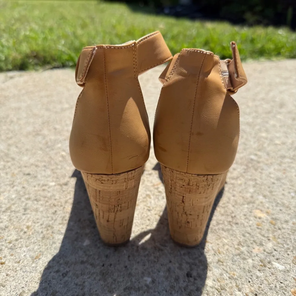 Madden Girl Amora Girls Size 6 Tan Cork Wedge Sandals Ankle Strap Open Toe